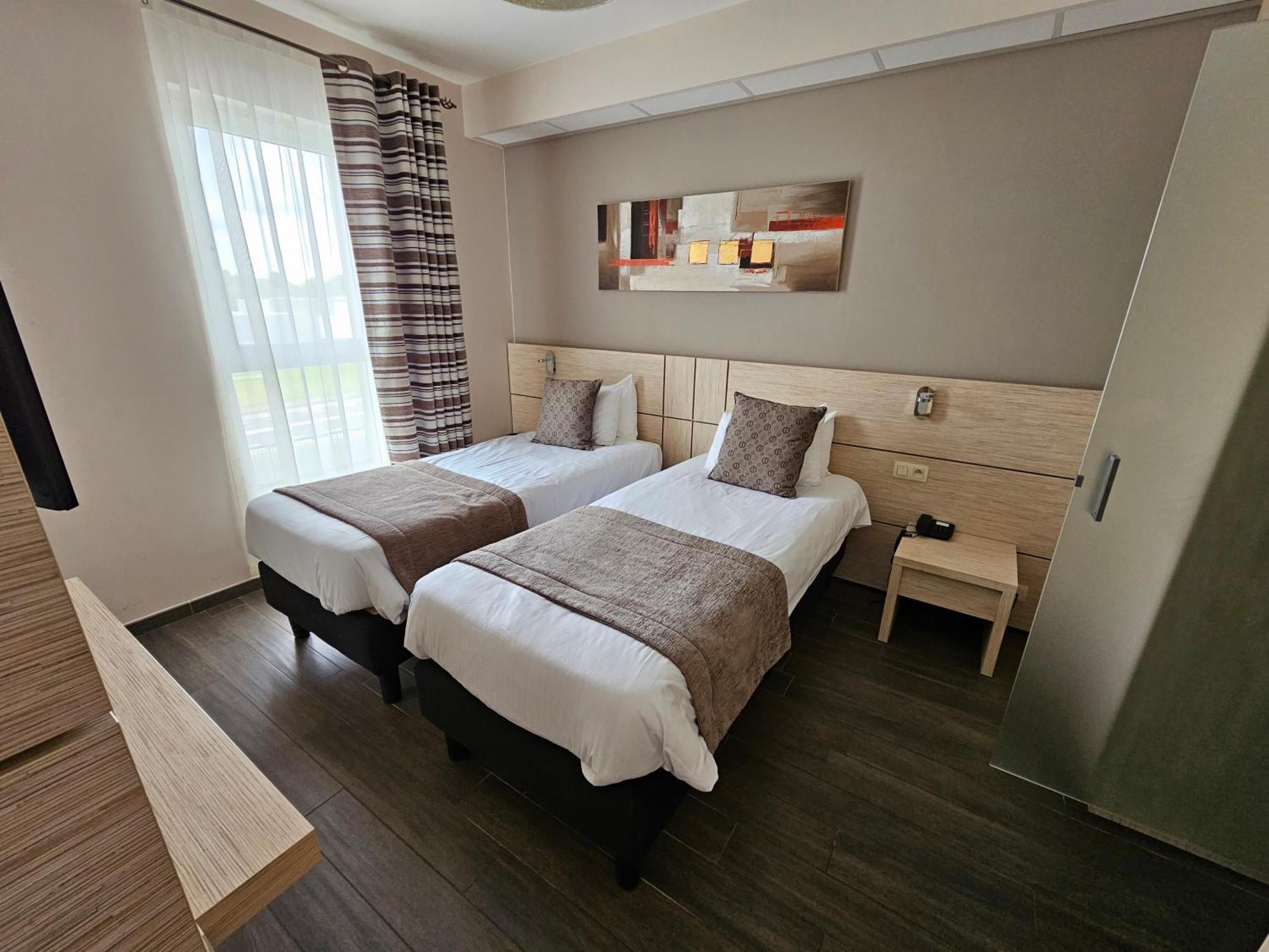 Aero44 Airport Hotel